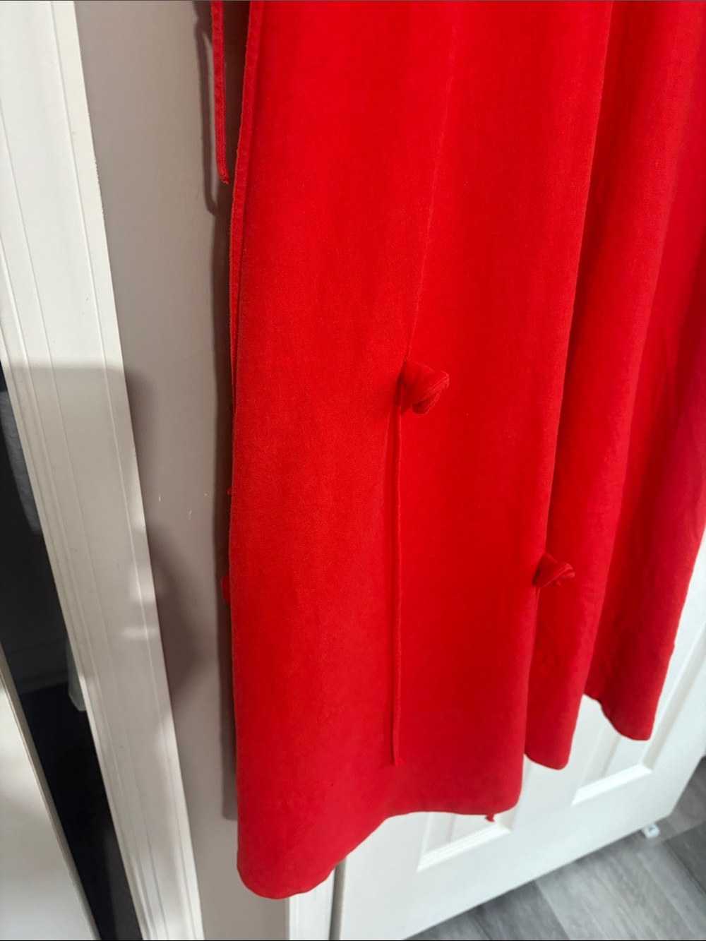 FARM Rio Red Spaghetti-Strap Midi Dress with Floral Applique - Picture 4 of 11